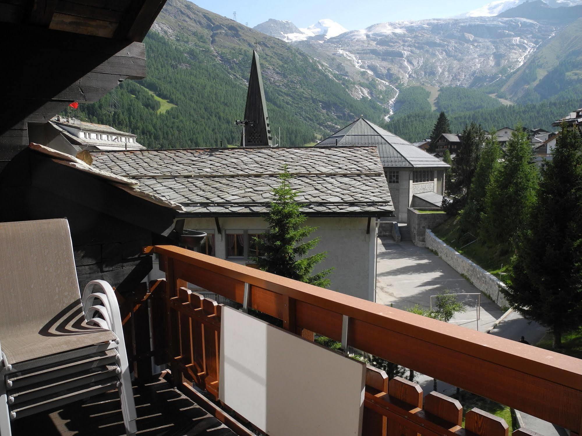 Chalet Alpenruh Saas-Fee Bagian luar foto